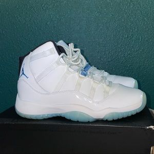 RETRO Kids youth size 6.5 Jordan 11 Used once